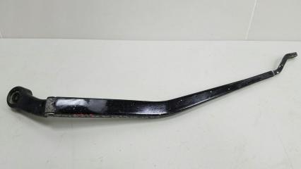 Поводок дворника передний левый Nissan Largo 1994