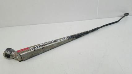 Поводок дворника передний правый Nissan Vanette 1988