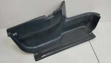 Подножка водителя передняя правая Nissan Largo 1994