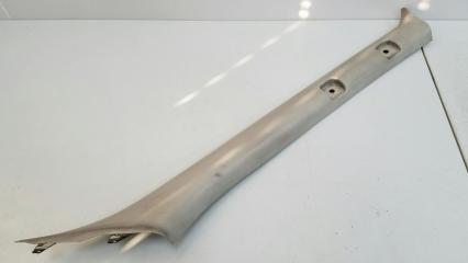 Обшивка стойки лобового стекла передняя правая Nissan Largo 1994