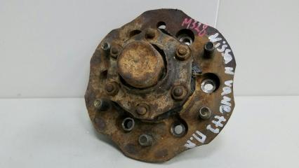 Ступица передняя левая Nissan Vanette 1988