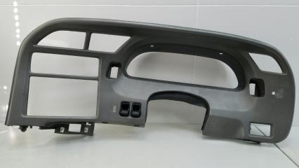 Накладка консоли центральная Nissan Largo 1994