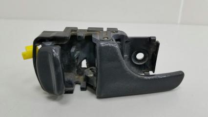 Ручка двери внутренняя открывания передняя левая Nissan Primera 1992