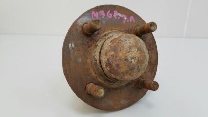 Ступица задняя левая Nissan Primera 1995—2000