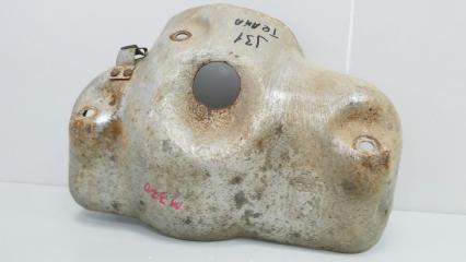 Кожух выпускного коллектора тепловой экран Nissan Teana 2008 Б/У Кожух выпускного коллектора тепловой экран Nissan Teana 2008