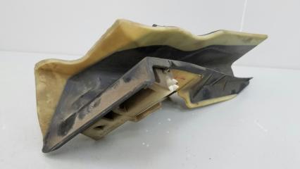 Запчасть кронштейн ручки передний правый Mercedes E