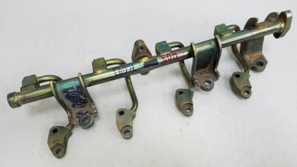 Запчасть топливная рампа Nissan Primera 1995—2000