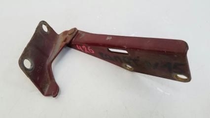 Петля капота Nissan Almera 1999 Б/У Петля капота Nissan Almera 1999