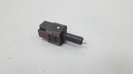 Выключатель стоп сигнала лягушка заднего тормоза Nissan Teana 2008 Б/У Выключатель стоп сигнала лягушка заднего тормоза Nissan Teana 2008