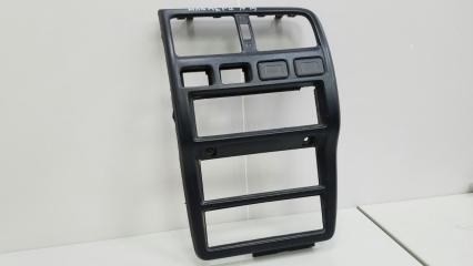 Накладка консоли центральная Nissan Almera 1999