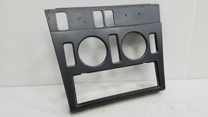 Запчасть декоративная накладка торпеды Mercedes C180 1998