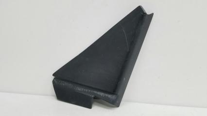 Накладка уголок двери заглушка зеркала передняя правая Nissan Almera 1999