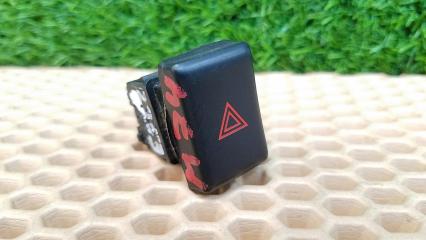 Кнопка аварийного сигнала Nissan Skyline 2005 Б/У Кнопка аварийного сигнала Nissan Skyline 2005