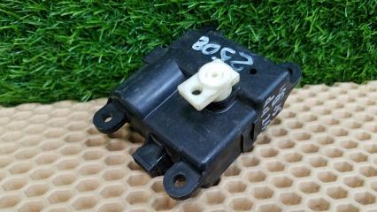 Моторчик сервопривод заслонки печки Nissan Skyline 1998