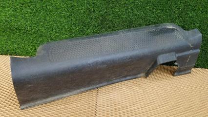 Запчасть накладка порога внутренняя передняя правая Honda Stream 2001