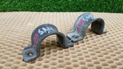 Запчасть кронштейн крепления стабилизатора скоба SAAB 9000 1986