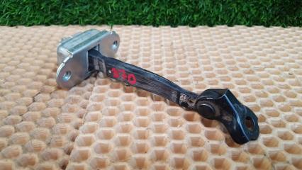 Ограничитель двери Nissan Teana 2008