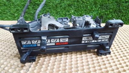 Блок управления печки / климат-контроля / отопителя Nissan Vanette 1988