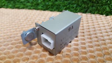 Реле топливного насоса Nissan Fuga 2005