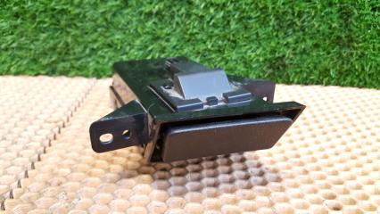 Бардачок Nissan Fuga 2005