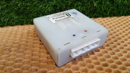 Блок управления Nissan Fuga 2005