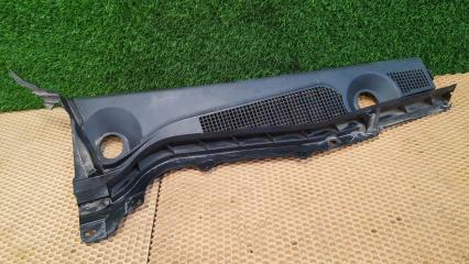 Жабо под дворники переднее правое Nissan Fuga 2005