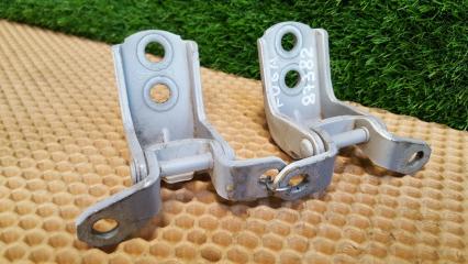 Петля двери комплект передняя правая Nissan Fuga 2005 Б/У Петля двери комплект передняя правая Nissan Fuga 2005