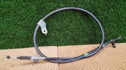 Трос ручного стояночного тормоза ручника задний левый Nissan Fuga 2005