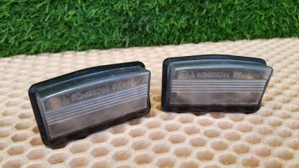 Плафон подсветки заднего номера Nissan Fuga 2005