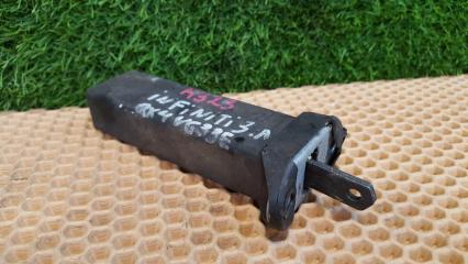 Запчасть ограничитель двери задний левый Infiniti QX4 1999