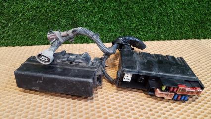 Блок предохранителей Nissan Fuga 2005