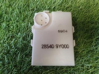 Блок управления дверьми Nissan Teana 2006