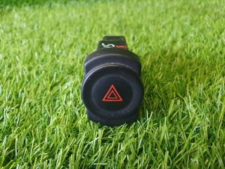 Кнопка аварийного сигнала Nissan Almera 2015 Б/У Кнопка аварийного сигнала Nissan Almera 2015