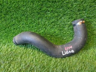 Фото запчасти патрубок радиатора системы охлаждения Suzuki Liana 2007 Б/У запчасть Запчасть патрубок радиатора системы охлаждения Suzuki Liana 2007