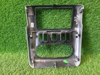 Накладка консоли центральная Almera 2015 G15 K4MA490 1.6л