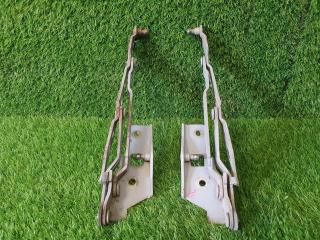 Петля капота комплект передняя Nissan Primera 2000