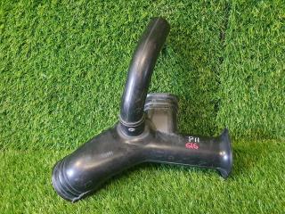 Патрубок воздушного фильтра Nissan Primera 2000