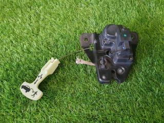 Замок крышки багажника с доводчиком ГАЗ Волга Сайбер 2010