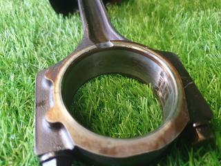 Шатун с поршнем Волга Сайбер 2010 JR41 EDZ 2.4л