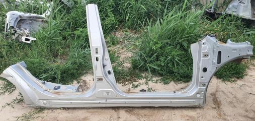 Порог кузова правый Nissan Almera 2015 Б/У Порог кузова правый Nissan Almera 2015