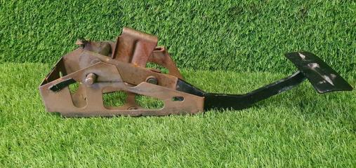 Педаль тормоза Волга Сайбер 2010 JR41 EDZ 2.4л