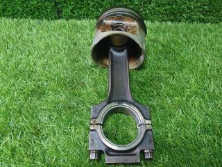 Запчасть шатун с поршнем BMW 316i 1989