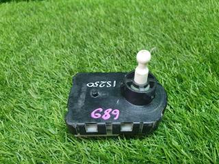 Фото запчасти моторчик корректора фар Lexus IS250 2008 Б/У запчасть Запчасть моторчик корректора фар Lexus IS250 2008