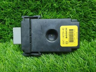 Запчасть блок управления сиденьями передний правый Jaguar S-type 1999