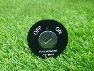 Фото запчасти переключатель srs airbag Kia Rio 2 хетчбэк 2010 Б/У запчасть Запчасть переключатель srs airbag Kia Rio 2 хетчбэк 2010