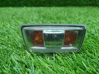 Запчасть повторитель в крыло Opel Corsa D 2006