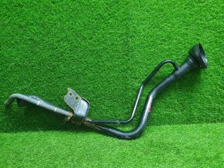 Горловина бензобака Nissan Almera 2003