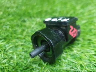 Фото запчасти датчик скорости Kia Rio 2 хетчбэк 2010 Б/У запчасть Запчасть датчик скорости Kia Rio 2 хетчбэк 2010