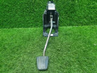 Фото запчасти педаль тормоза Daewoo Gentra 2013 Б/У запчасть Запчасть педаль тормоза Daewoo Gentra 2013