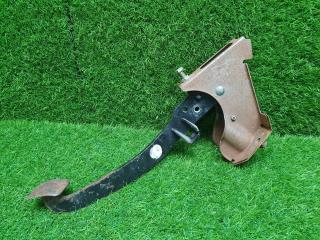 Педаль сцепления Nissan Almera 2004